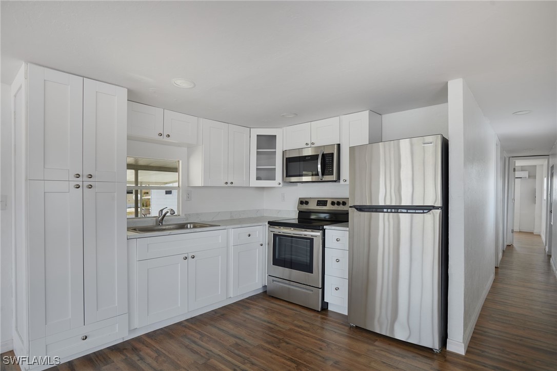 2 bed home in Fort Myers