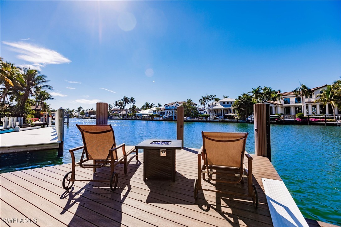 5 bed home in Naples