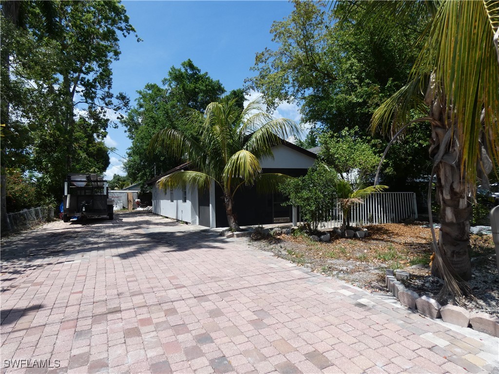 3 bed home in Fort Myers