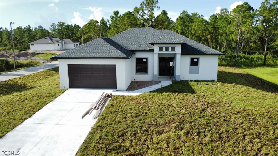 3 bed home in Lehigh Acres