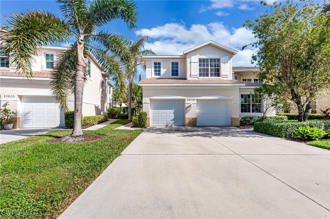 2 bed home in Bonita Springs