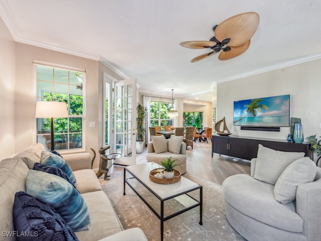 3 bed home in Naples