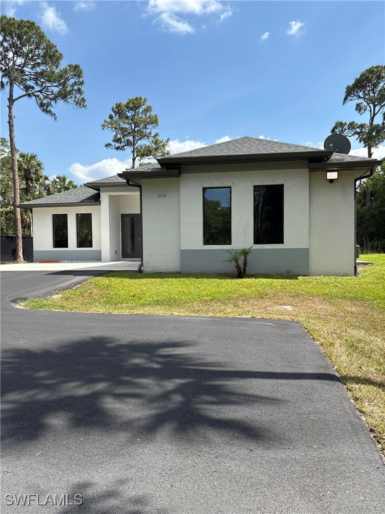 3 bed home in Naples