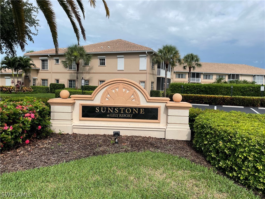 2 bed home in Naples