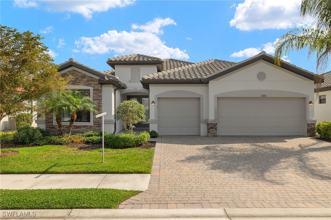 3 bed home in Fort Myers