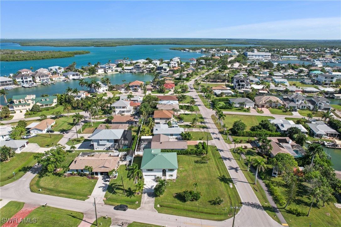 3 bed home in Naples