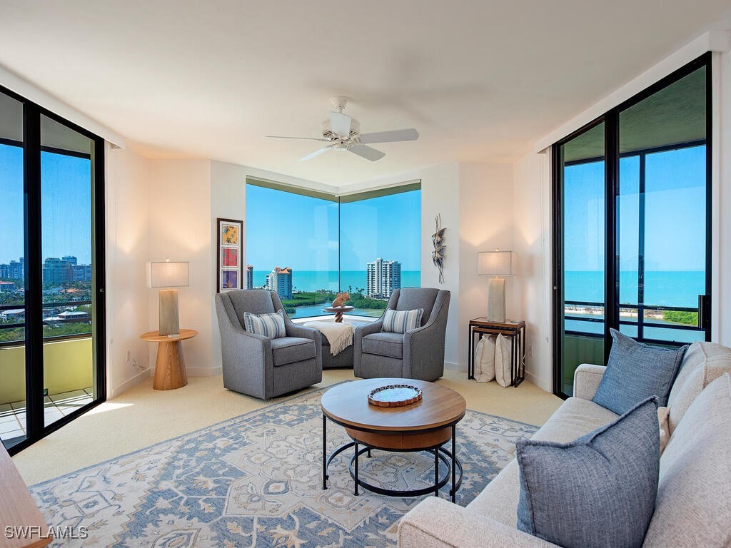 3 bed home in Naples