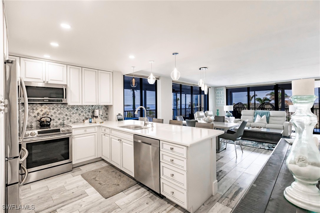 2 bed home in Fort Myers