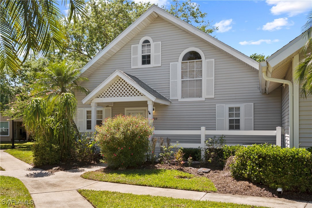 2 bed home in Estero