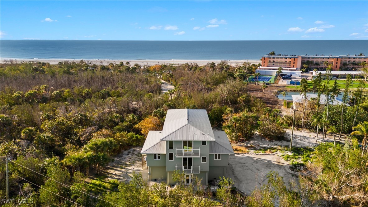 4 bed home in Sanibel