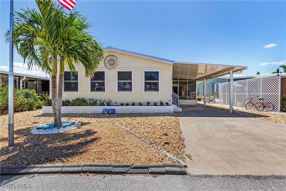 2 bed home in St James City