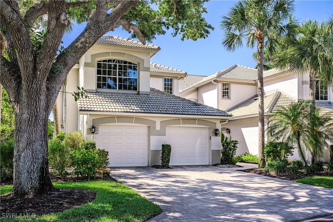 3 bed home in Bonita Springs