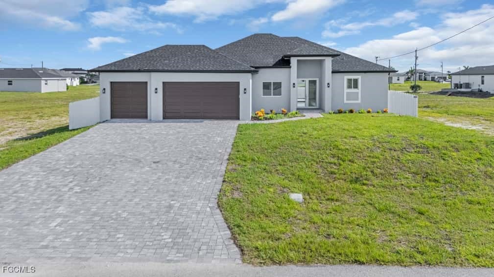 4 bed home in Cape Coral