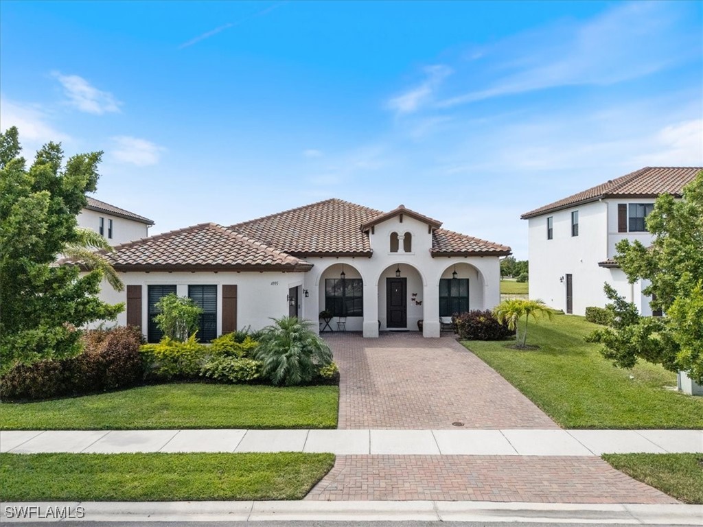 4 bed home in Ave Maria