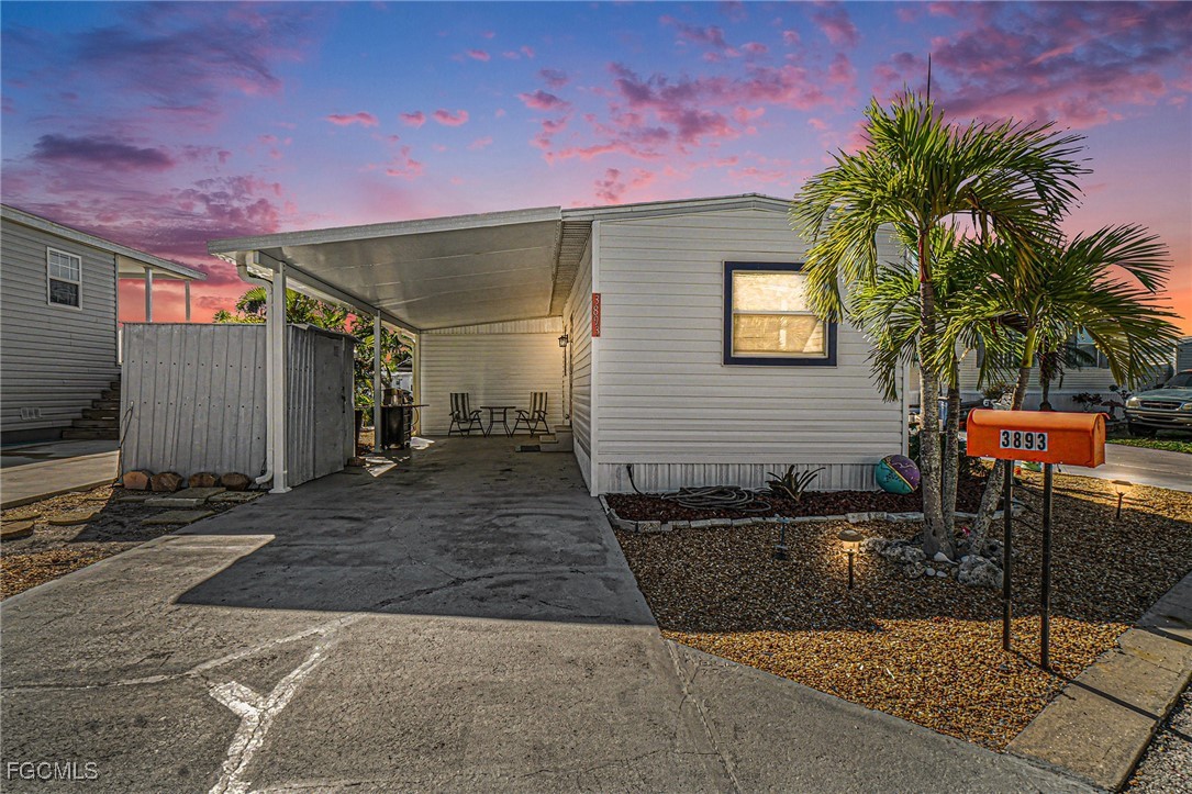 2 bed home in St James City