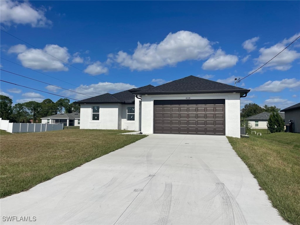 3 bed home in Lehigh Acres
