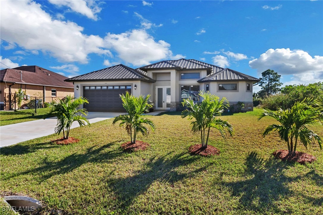 4 bed home in Lehigh Acres