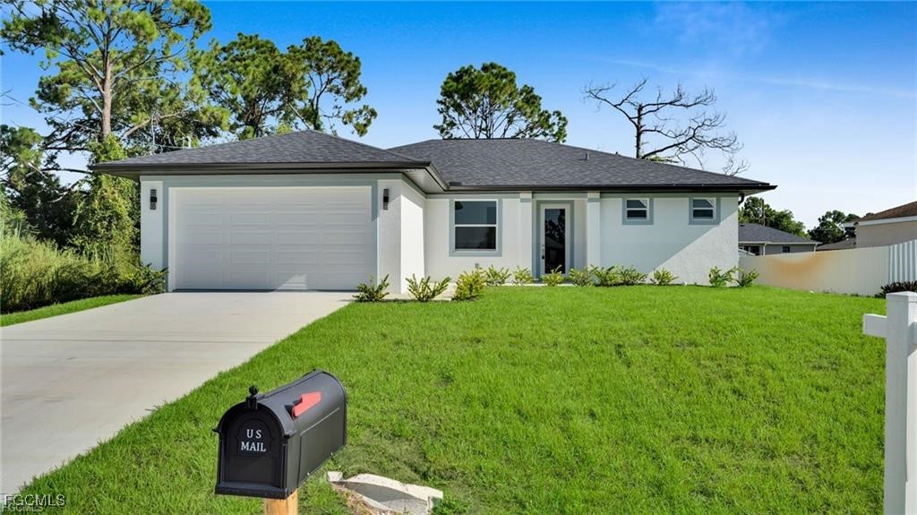 3 bed home in Lehigh Acres