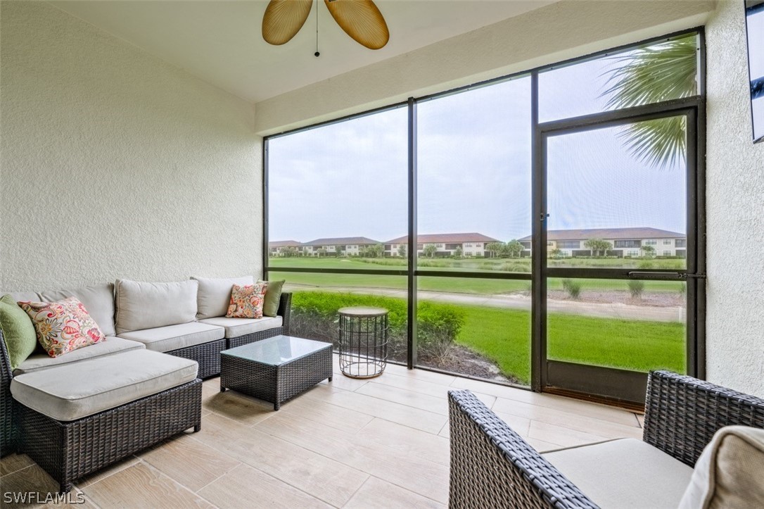 2 bed home in Naples