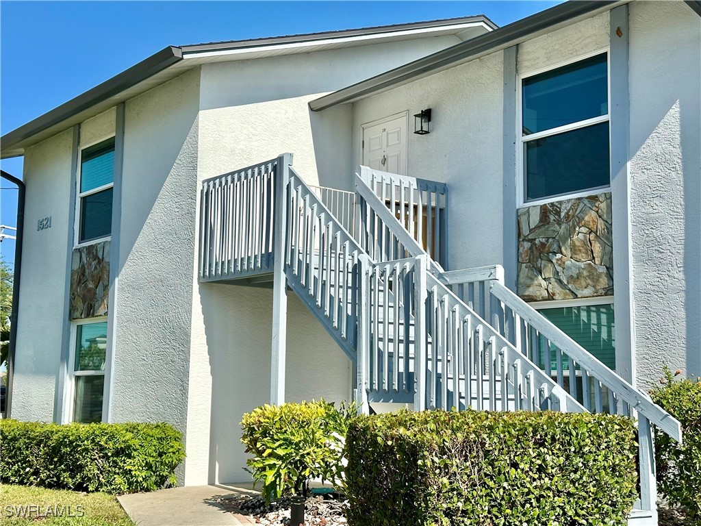 2 bed home in Cape Coral