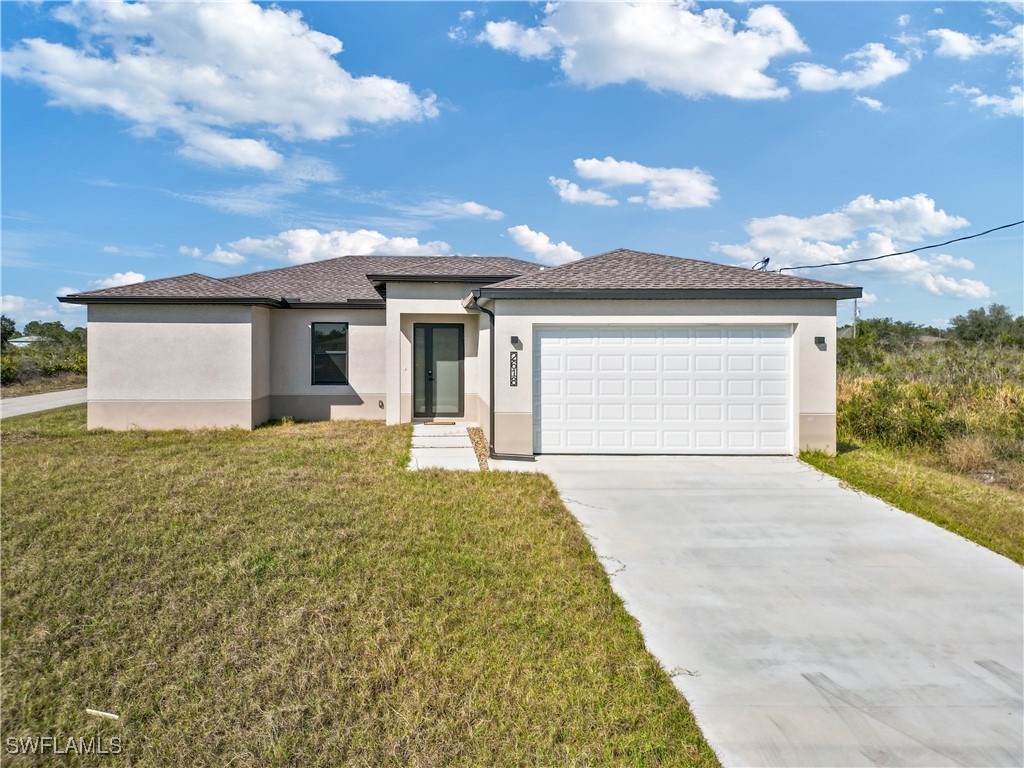 3 bed home in Lehigh Acres