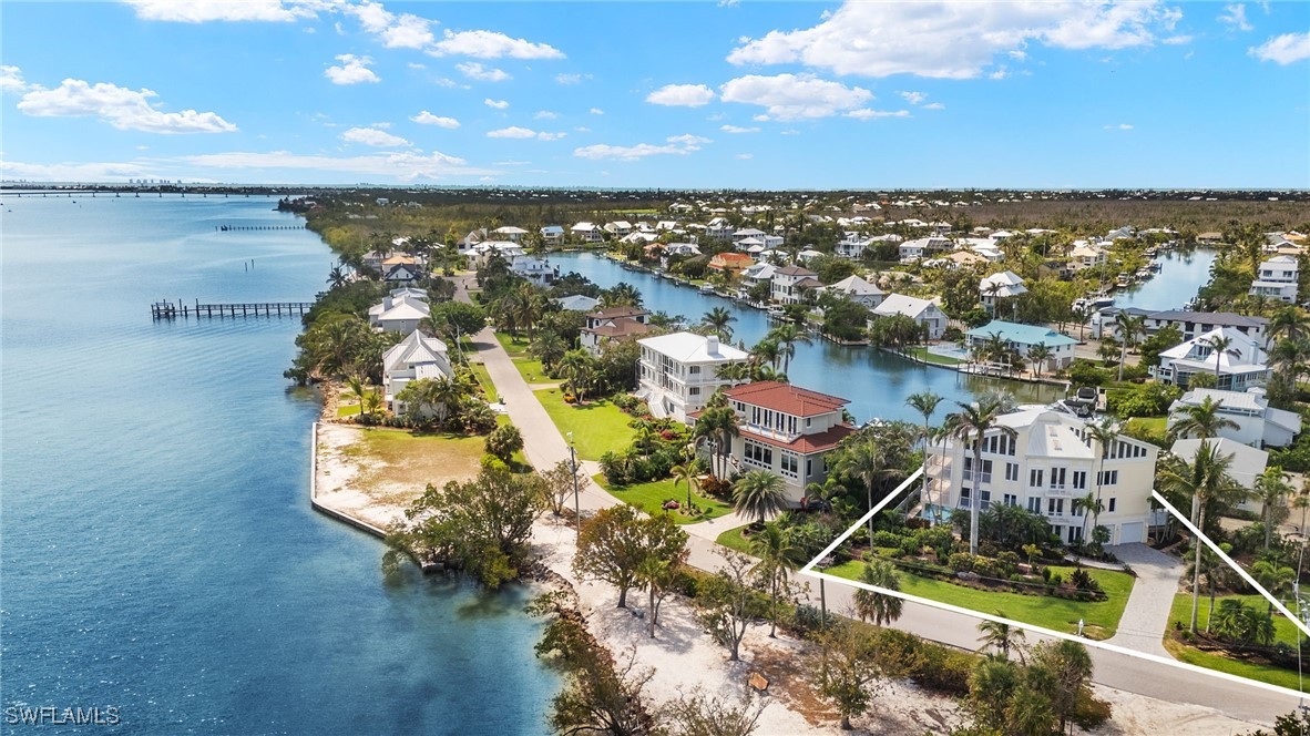4 bed home in Sanibel