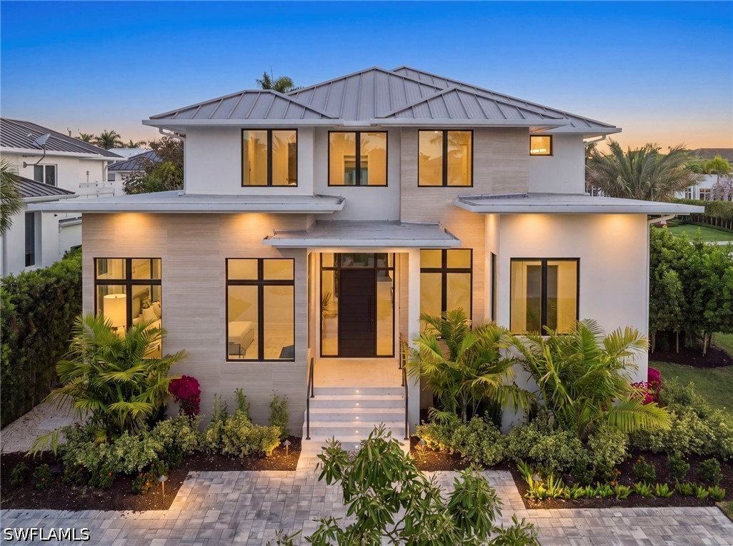 4 bed home in Naples
