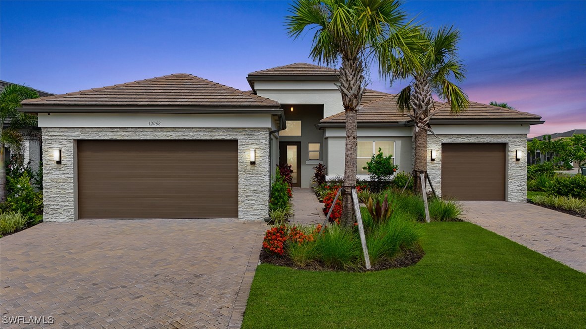 4 bed home in Naples