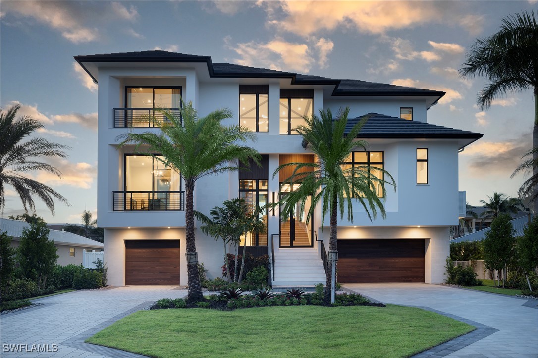 5 bed home in Naples