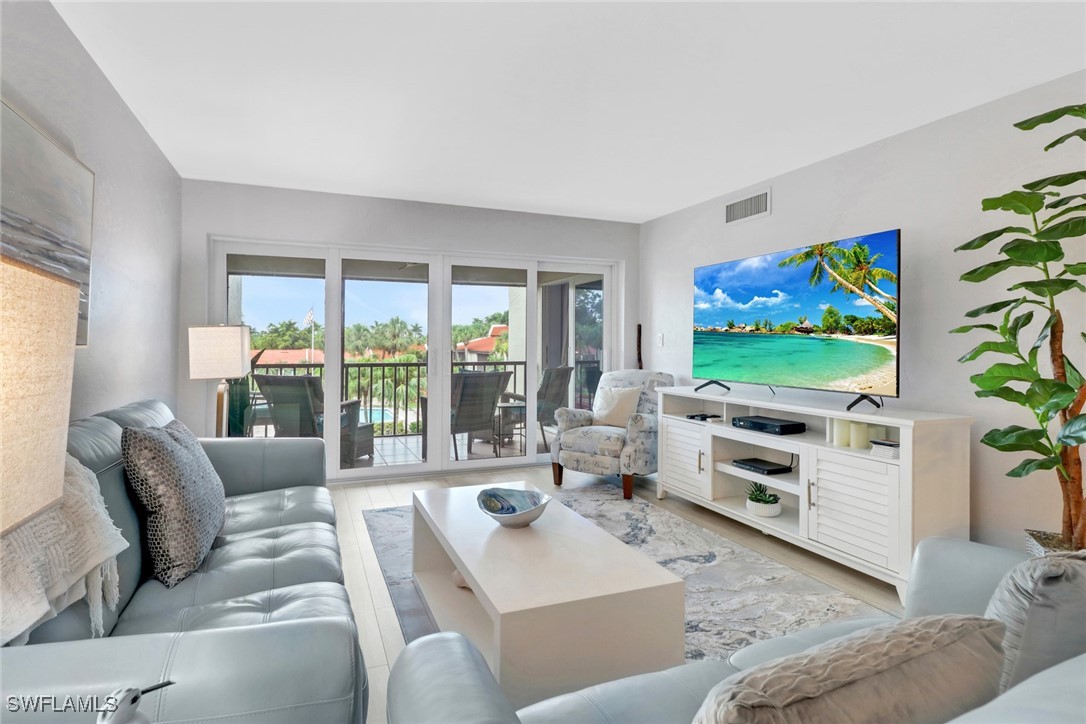 2 bed home in Fort Myers