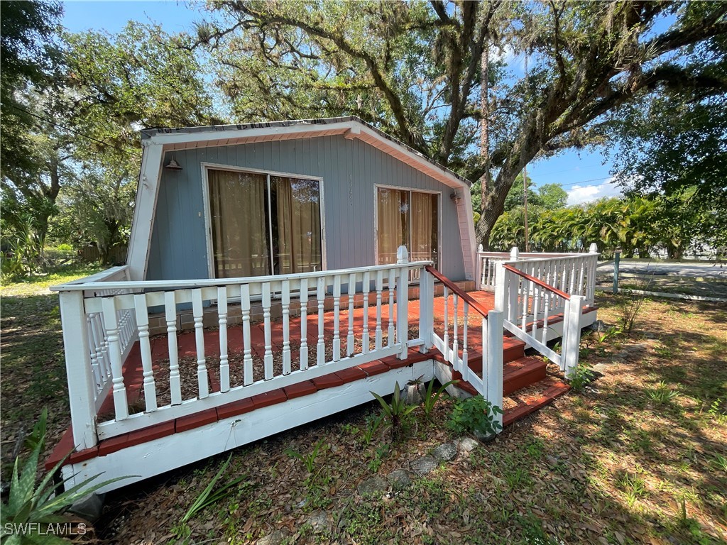 1 bed home in Labelle