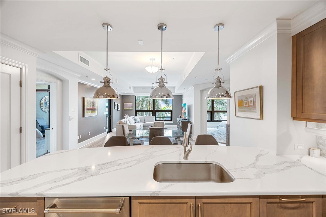 2 bed home in Naples