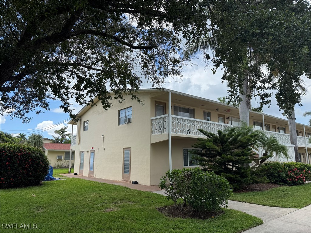 2 bed home in Fort Myers