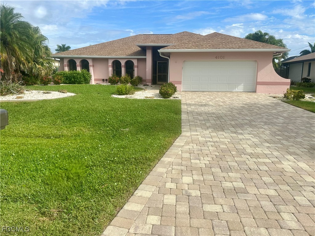 3 bed home in Cape Coral