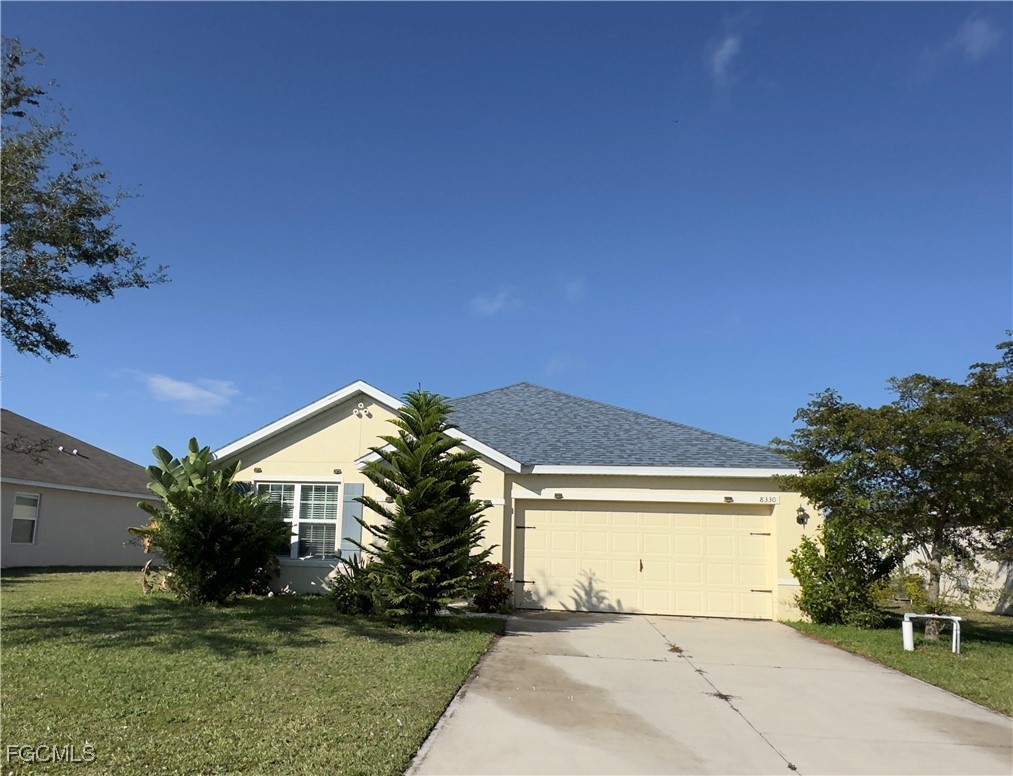 3 bed home in Lehigh Acres