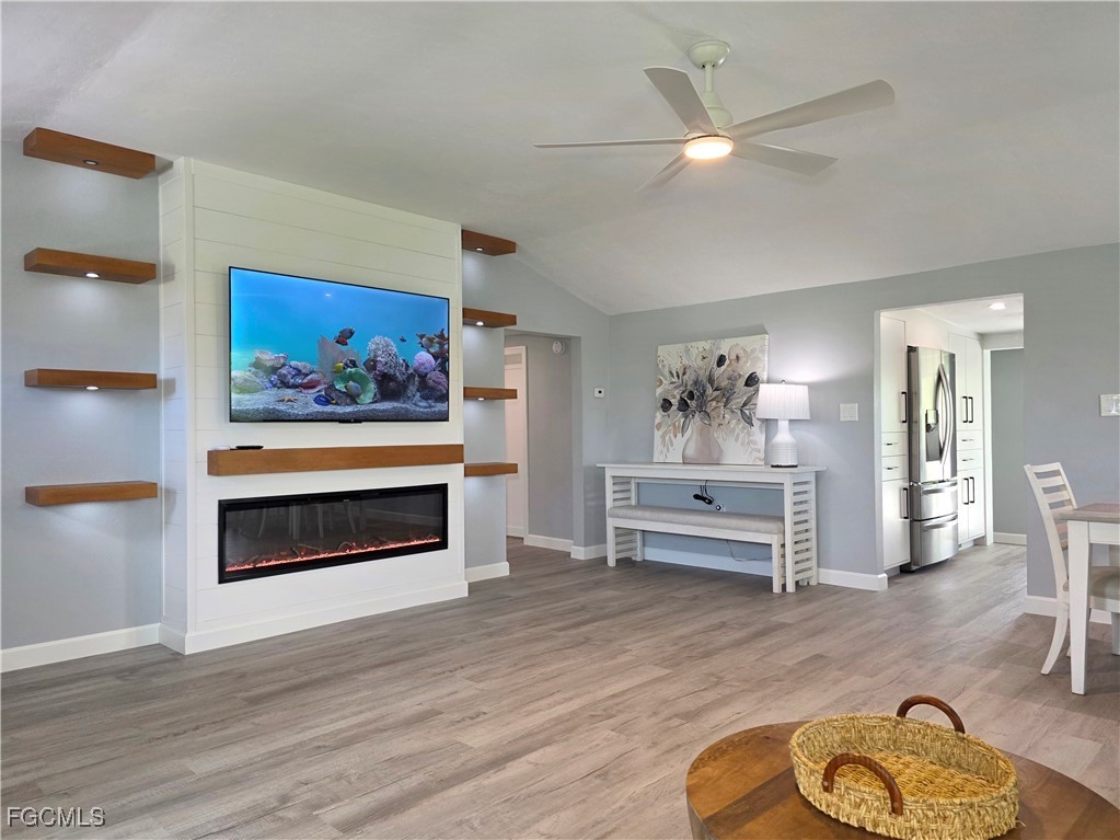 2 bed home in Fort Myers