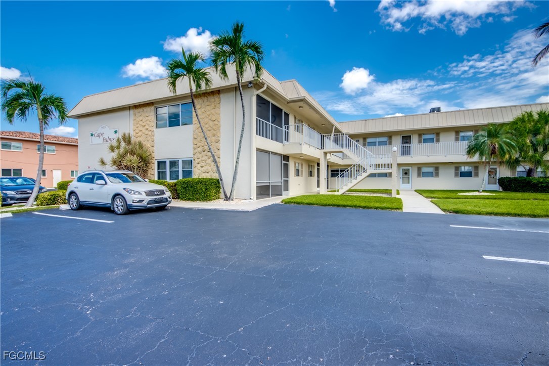 2 bed home in Cape Coral
