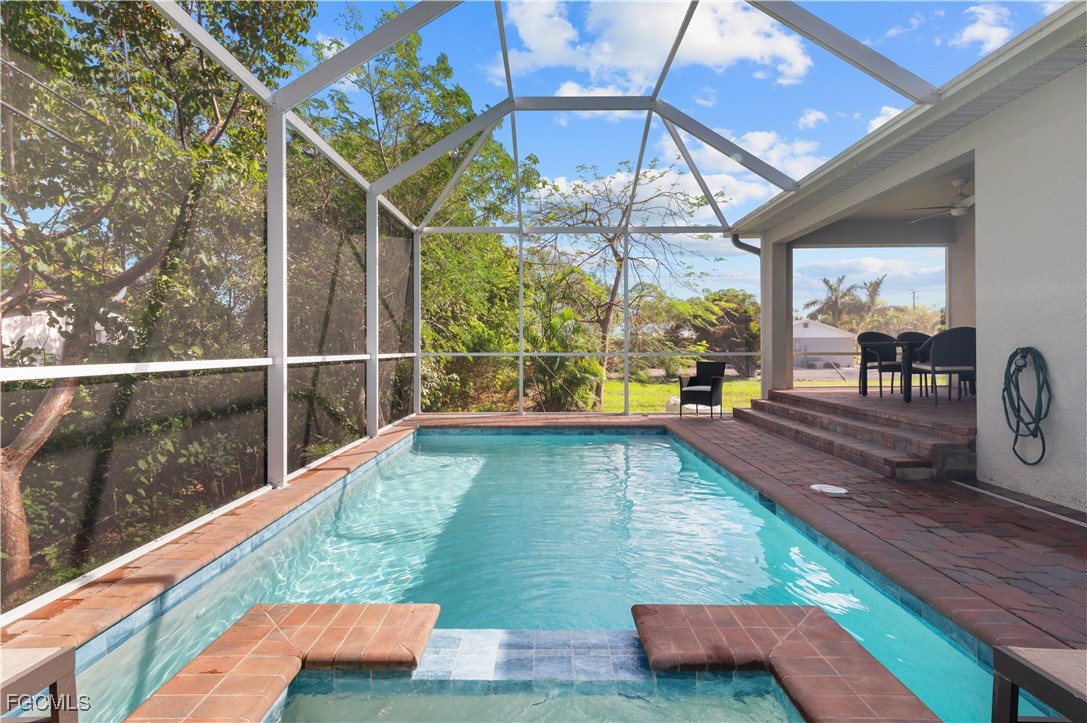 3 bed home in Bonita Springs