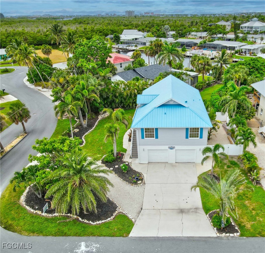 2 bed home in Fort Myers Beach