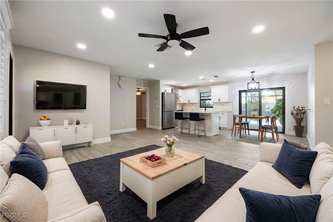 3 bed home in Cape Coral