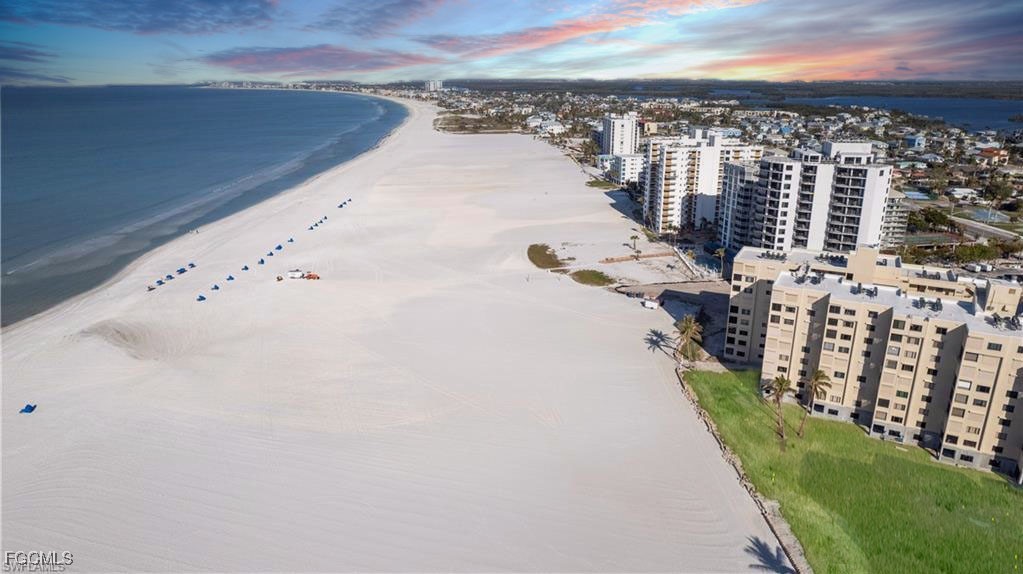 2 bed home in Fort Myers Beach