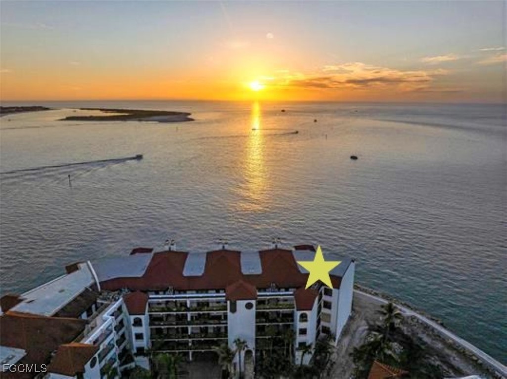 2 bed home in Naples