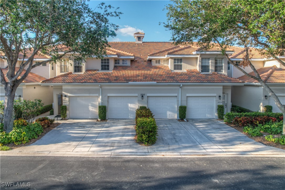 3 bed home in Naples