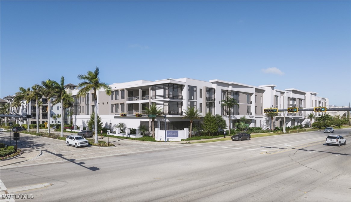4 bed home in Naples