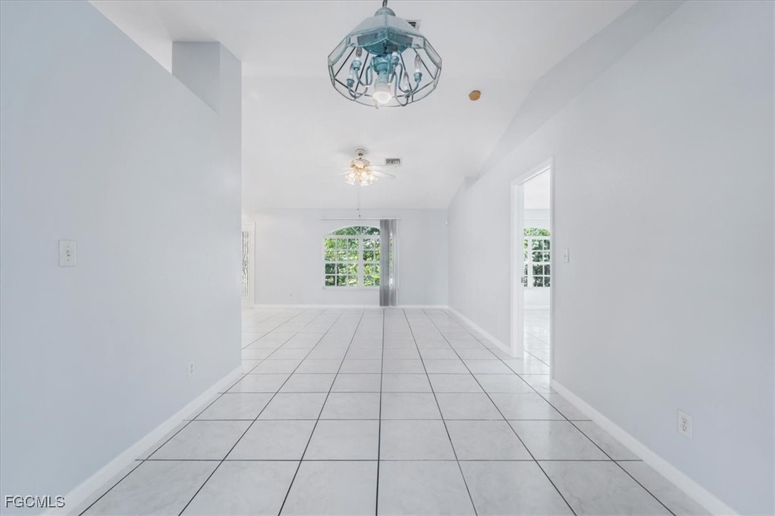 4 bed home in Naples
