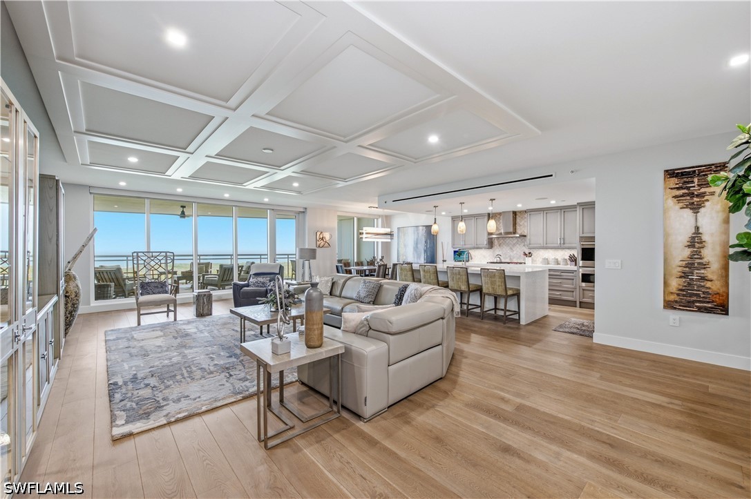4 bed home in Naples