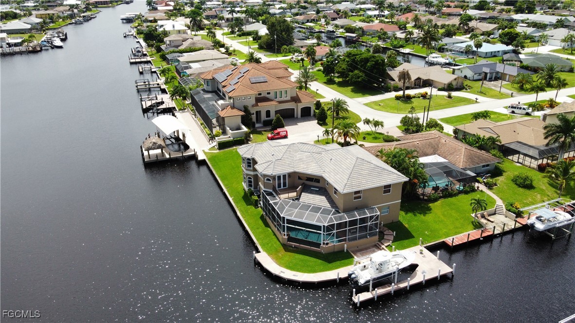 5 bed home in Cape Coral