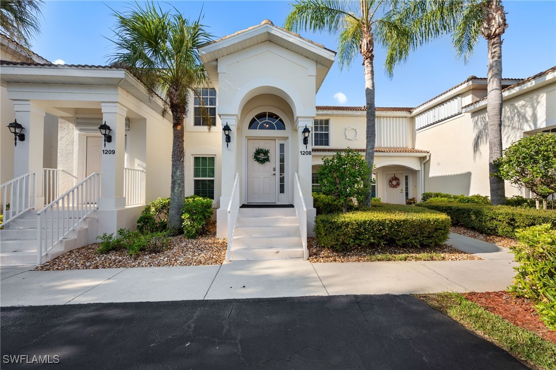 2 bed home in Fort Myers