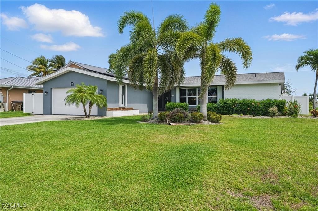 3 bed home in Cape Coral