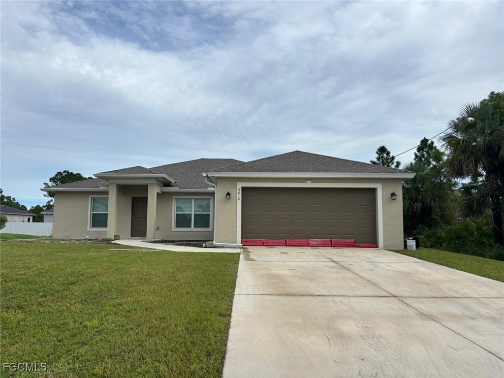 4 bed home in Lehigh Acres
